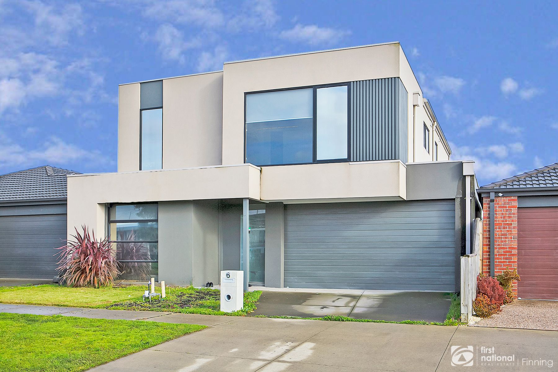 6 Fiorelli Boulevard, Cranbourne East VIC 3977