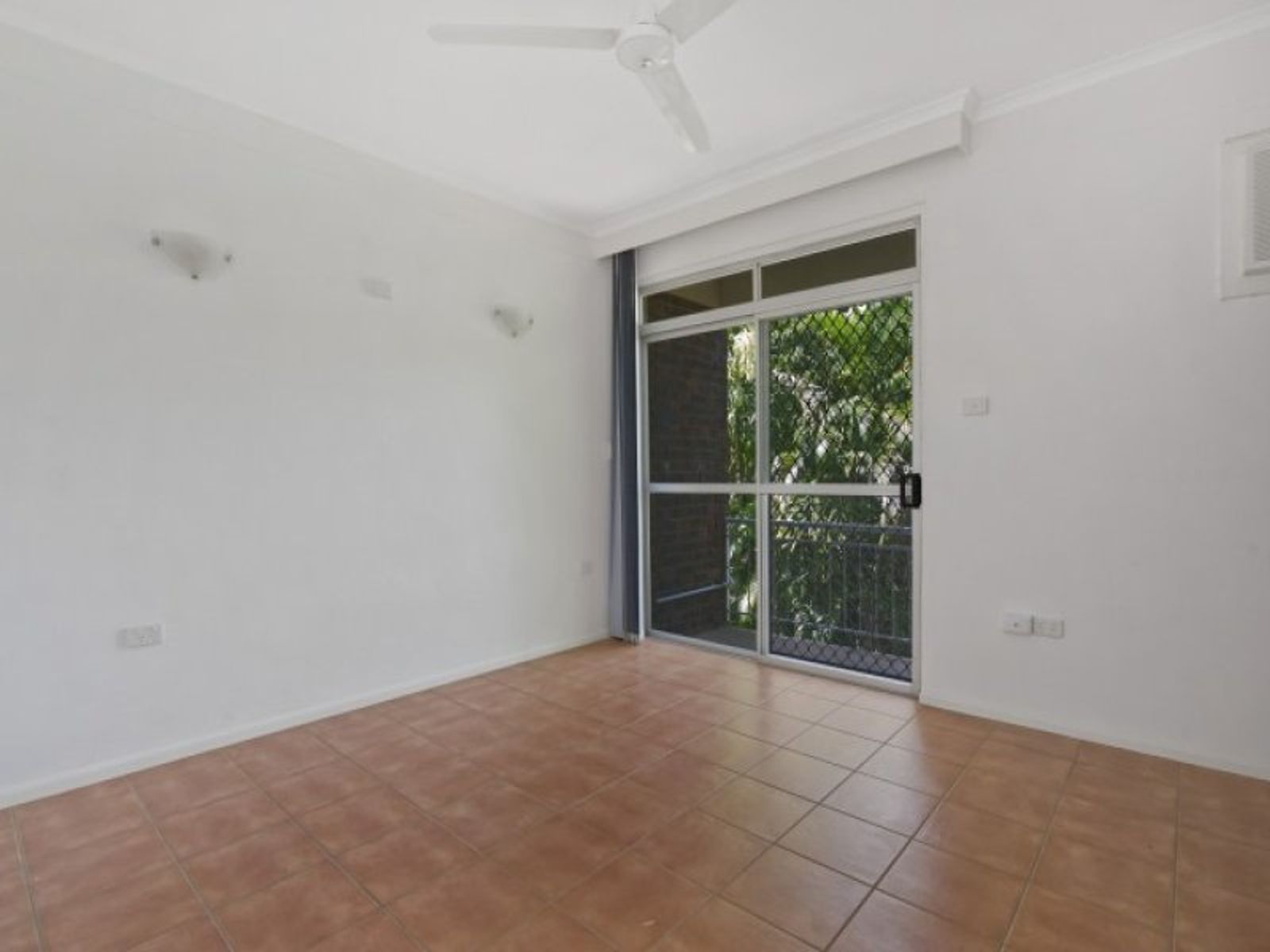 1/7 Charles Street, Stuart Park NT 0820, Stuart Park - Thumbnail 3