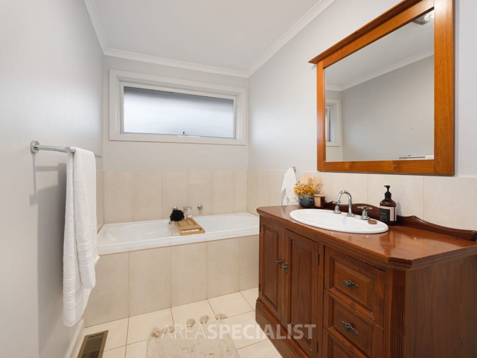 11 Andrew Street, Hampton Park, VIC 3976, Hampton Park - Thumbnail 4