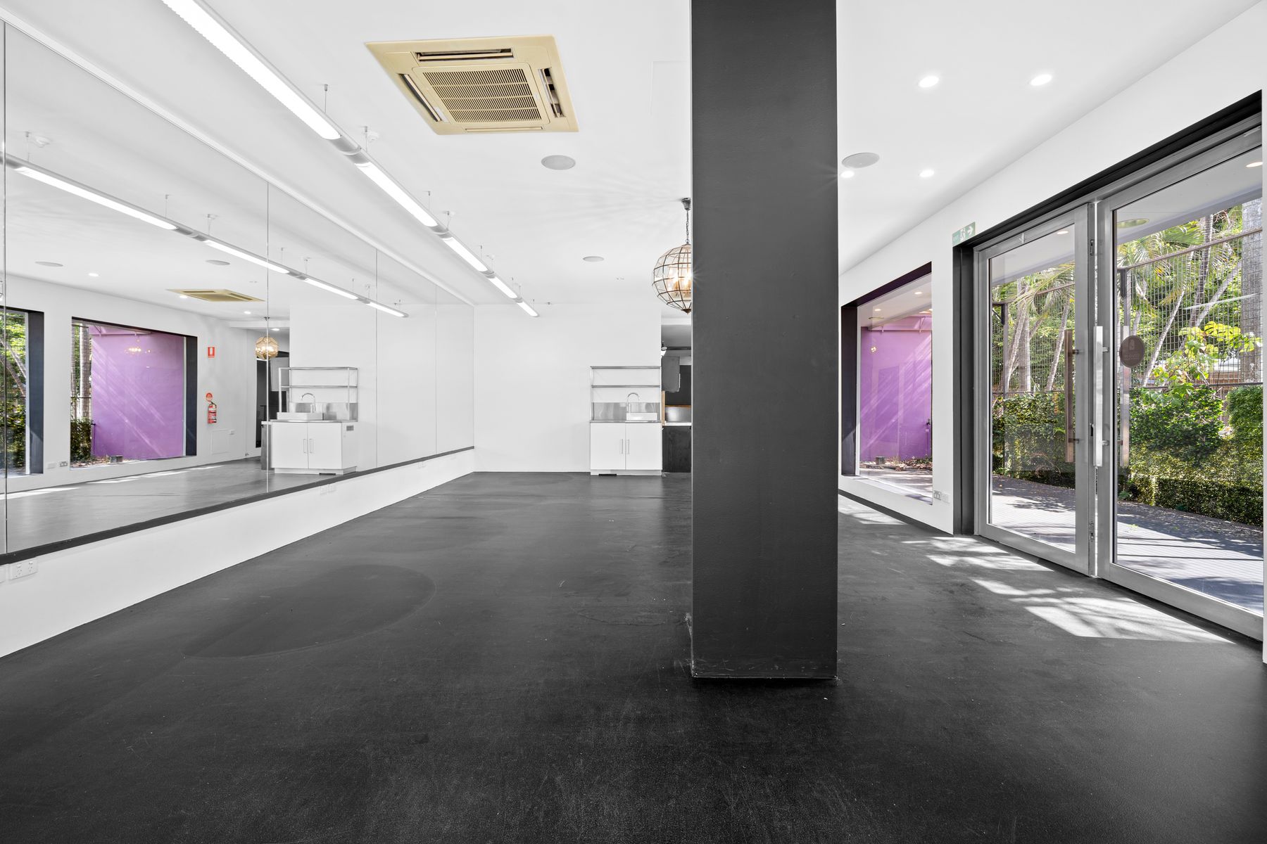 1 63 Smith St 34