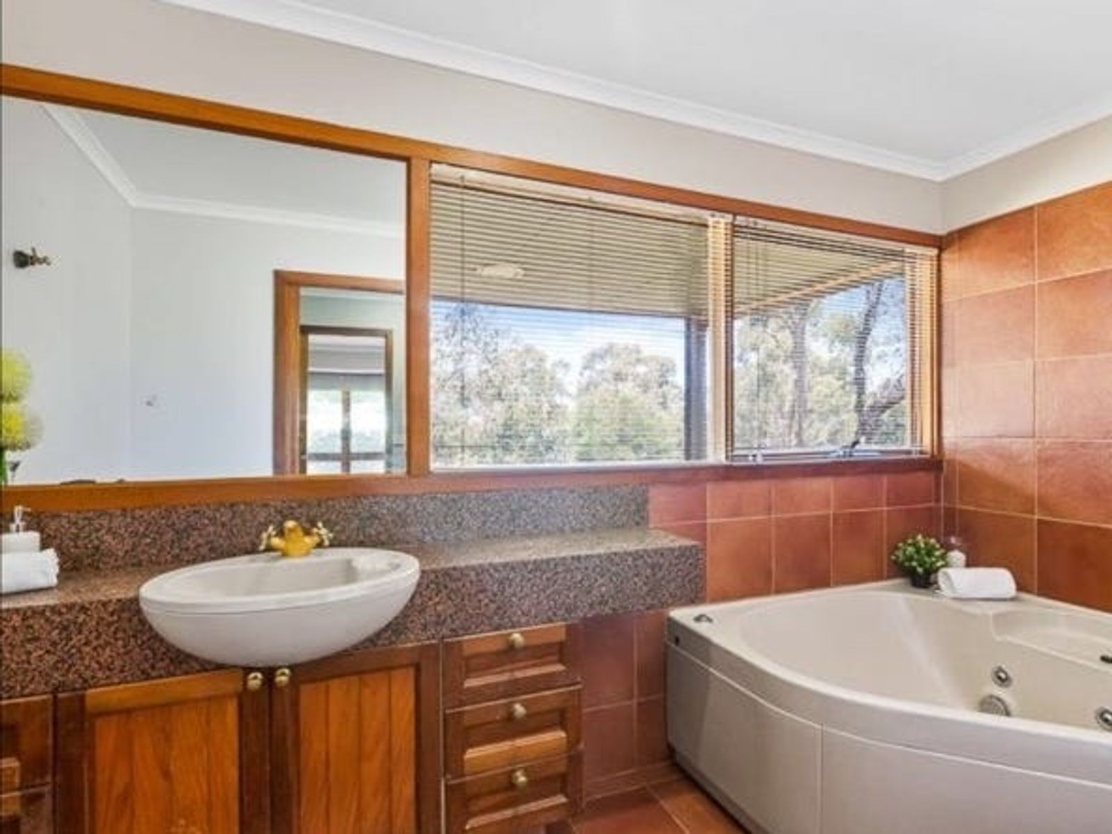 35 Hastings Road, Greendale VIC 3341, Greendale - Thumbnail 8