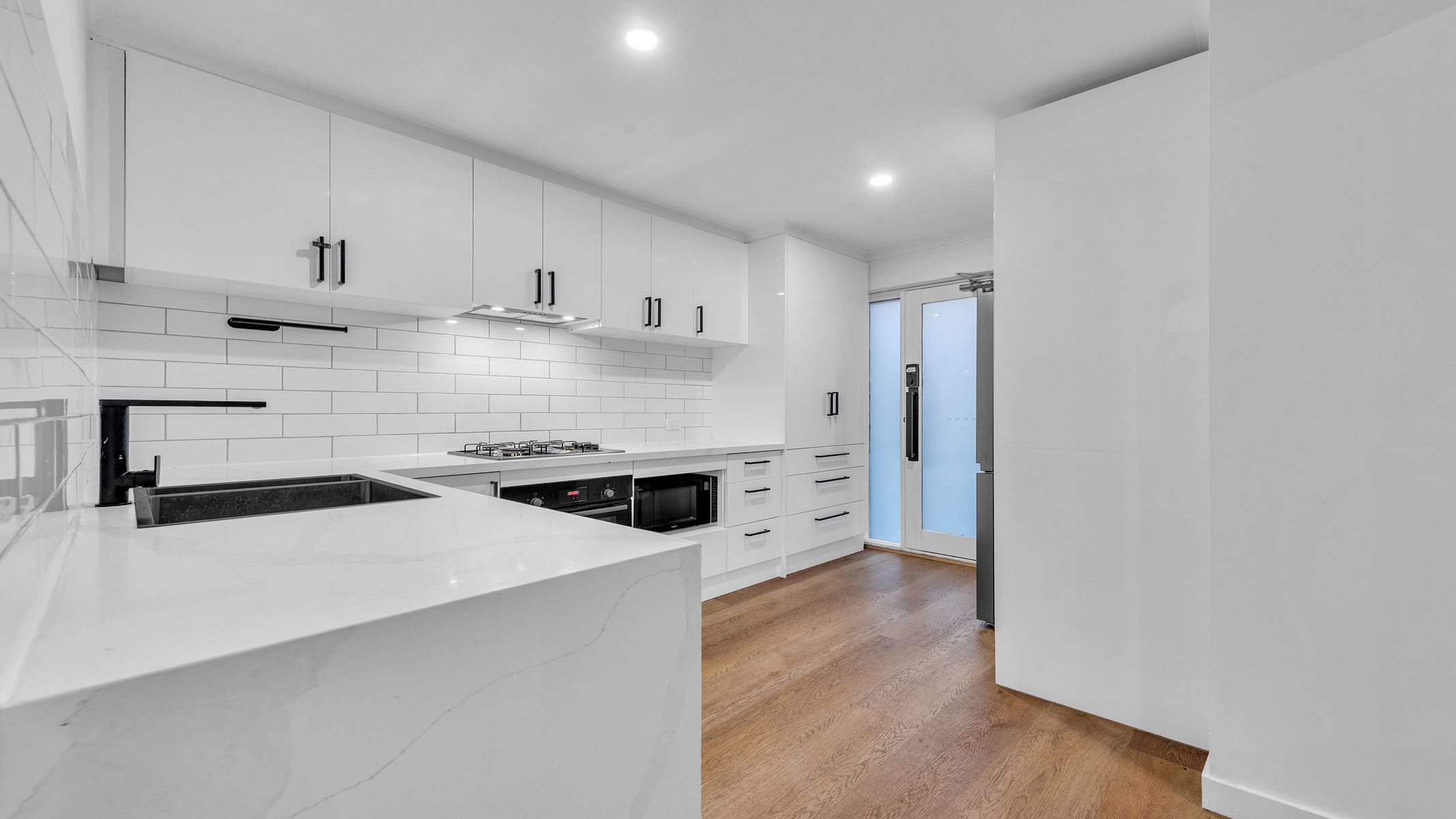10/12 Noble Street, Noble Park, Noble Park - Thumbnail 3