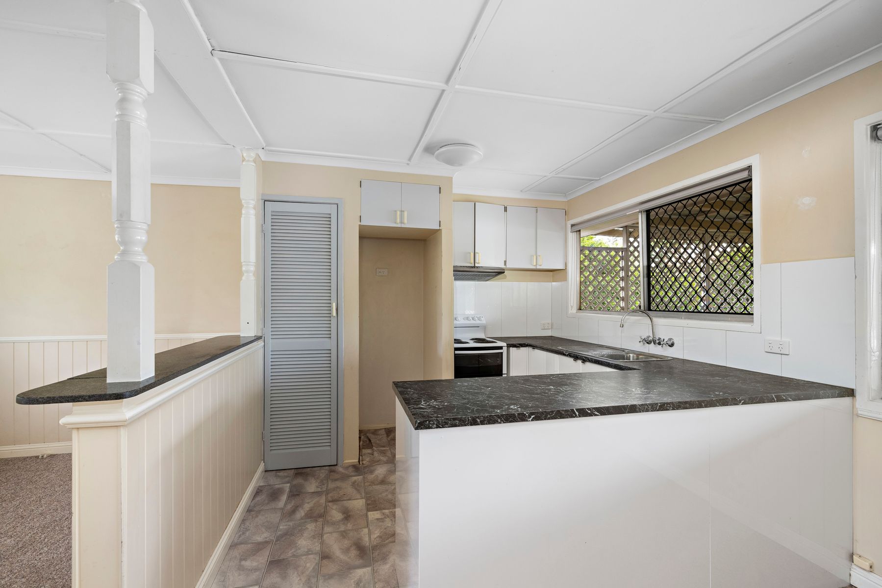 4 Hampton Court, Birkdale, QLD 4159, Birkdale - Thumbnail 6