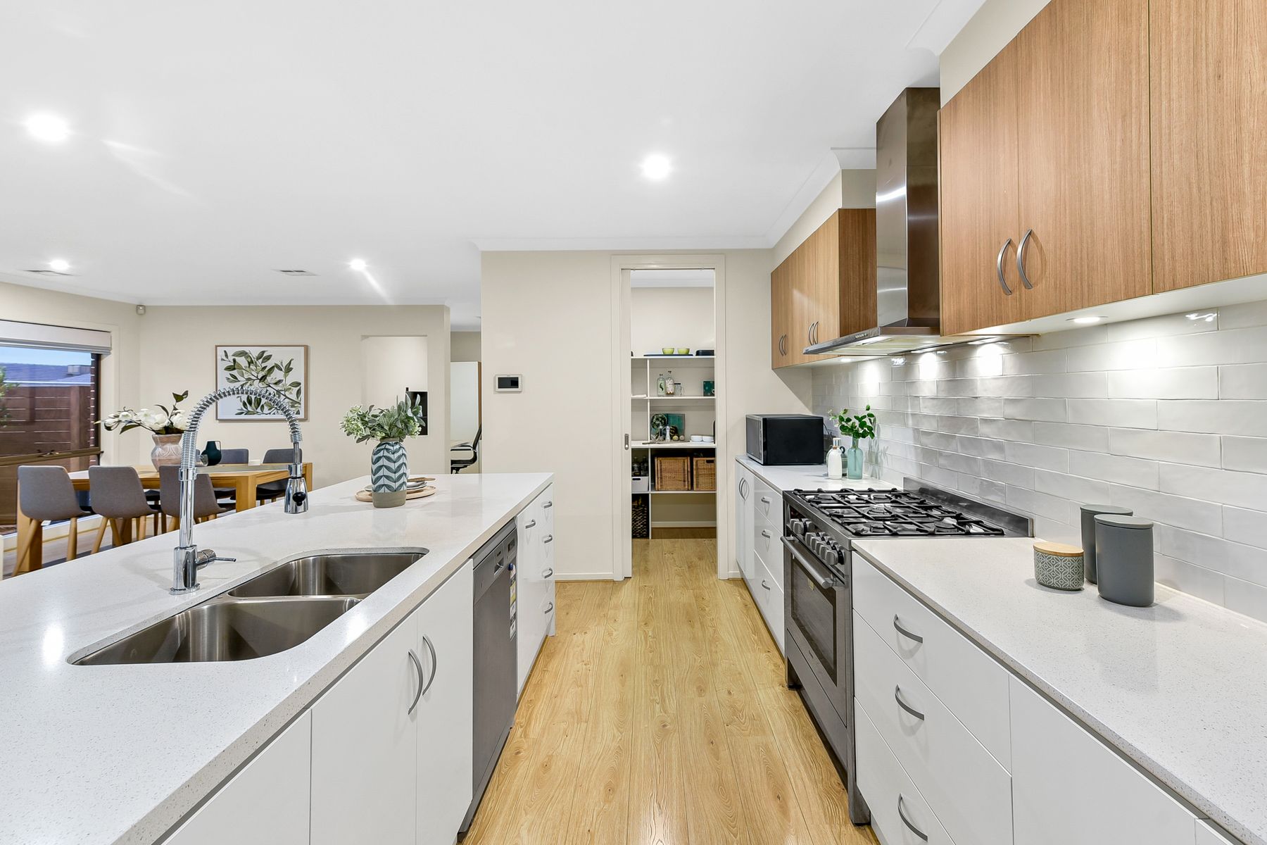 43 Ritchie Drive, Clyde North, VIC 3978, Clyde North - Thumbnail 7