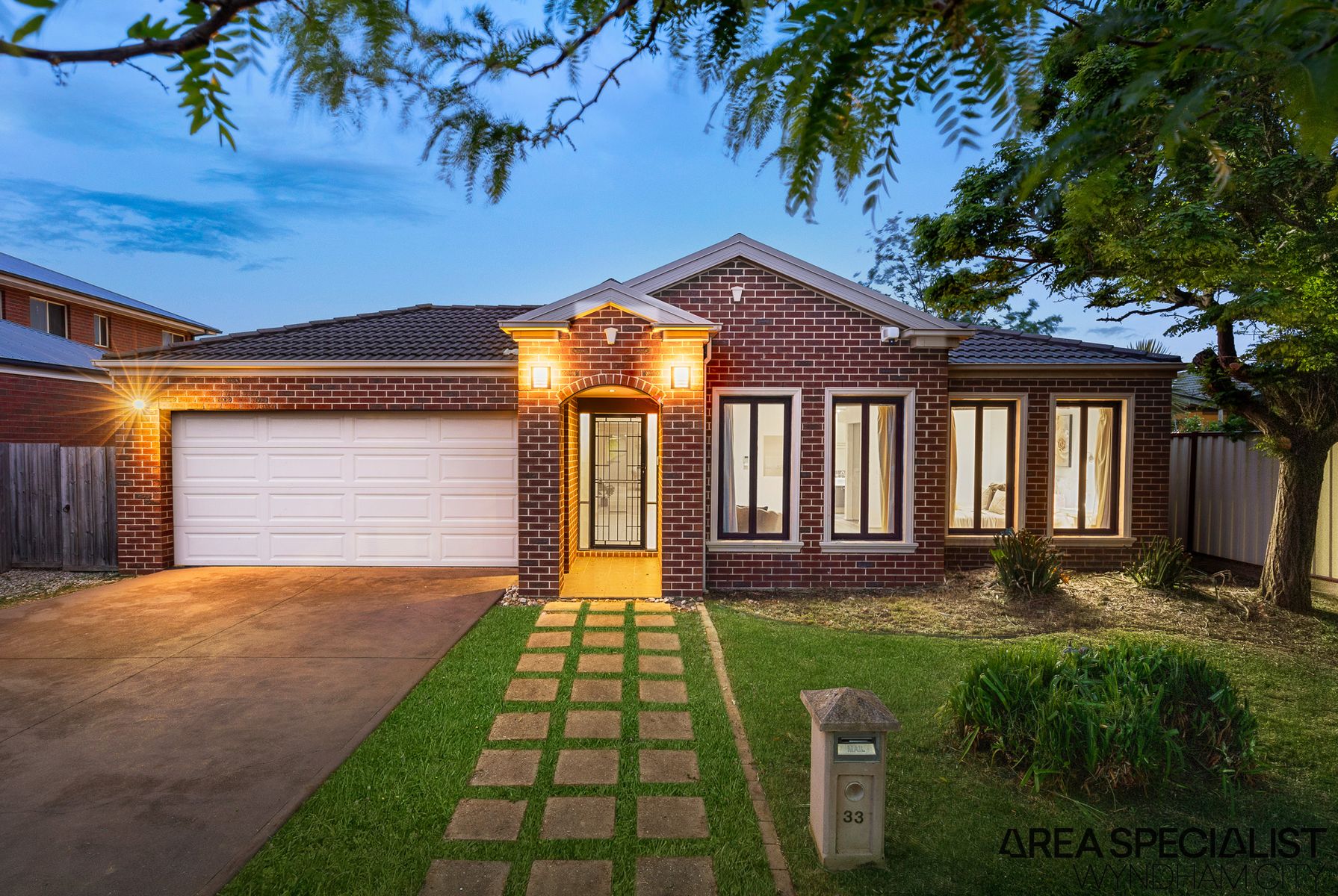 33 Breakwater Crescent, Point Cook, VIC 3030, Point Cook - Thumbnail 3