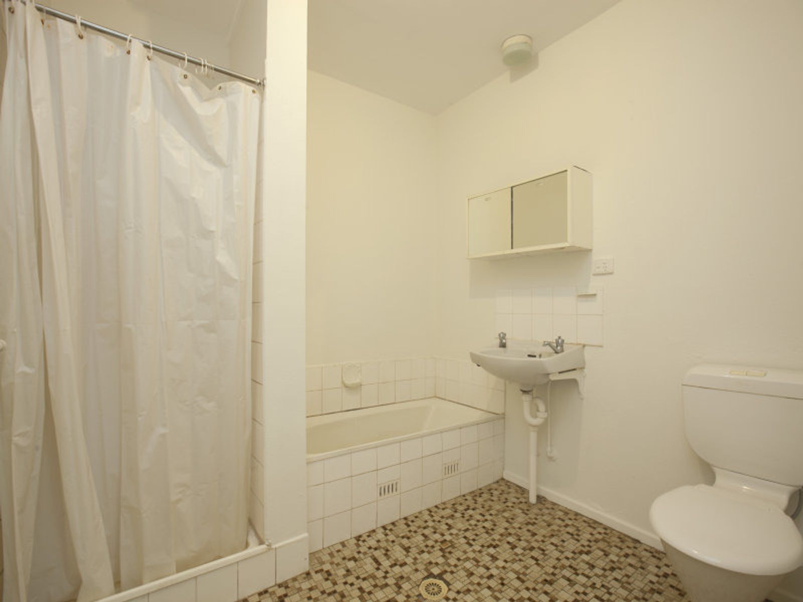 10 Elsinore Court, Anula NT 0812, Anula - Thumbnail 4