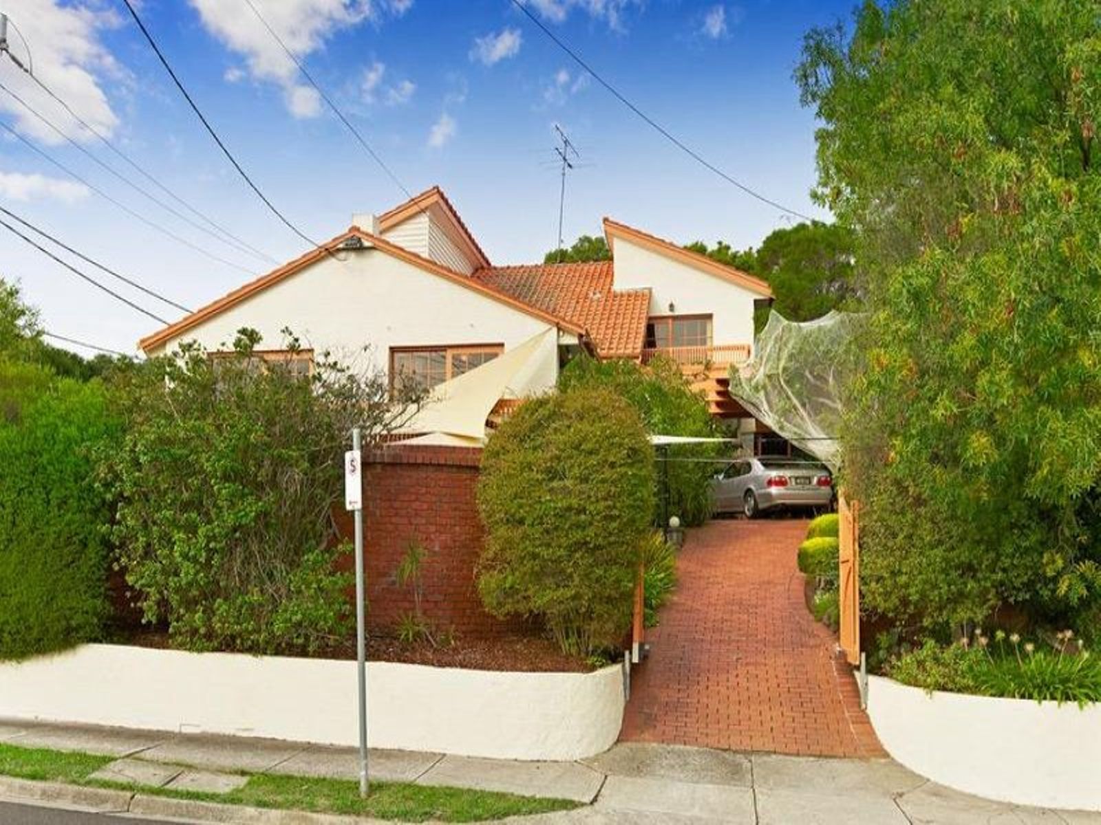 60 Centre Way, Glenroy - Thumbnail 2