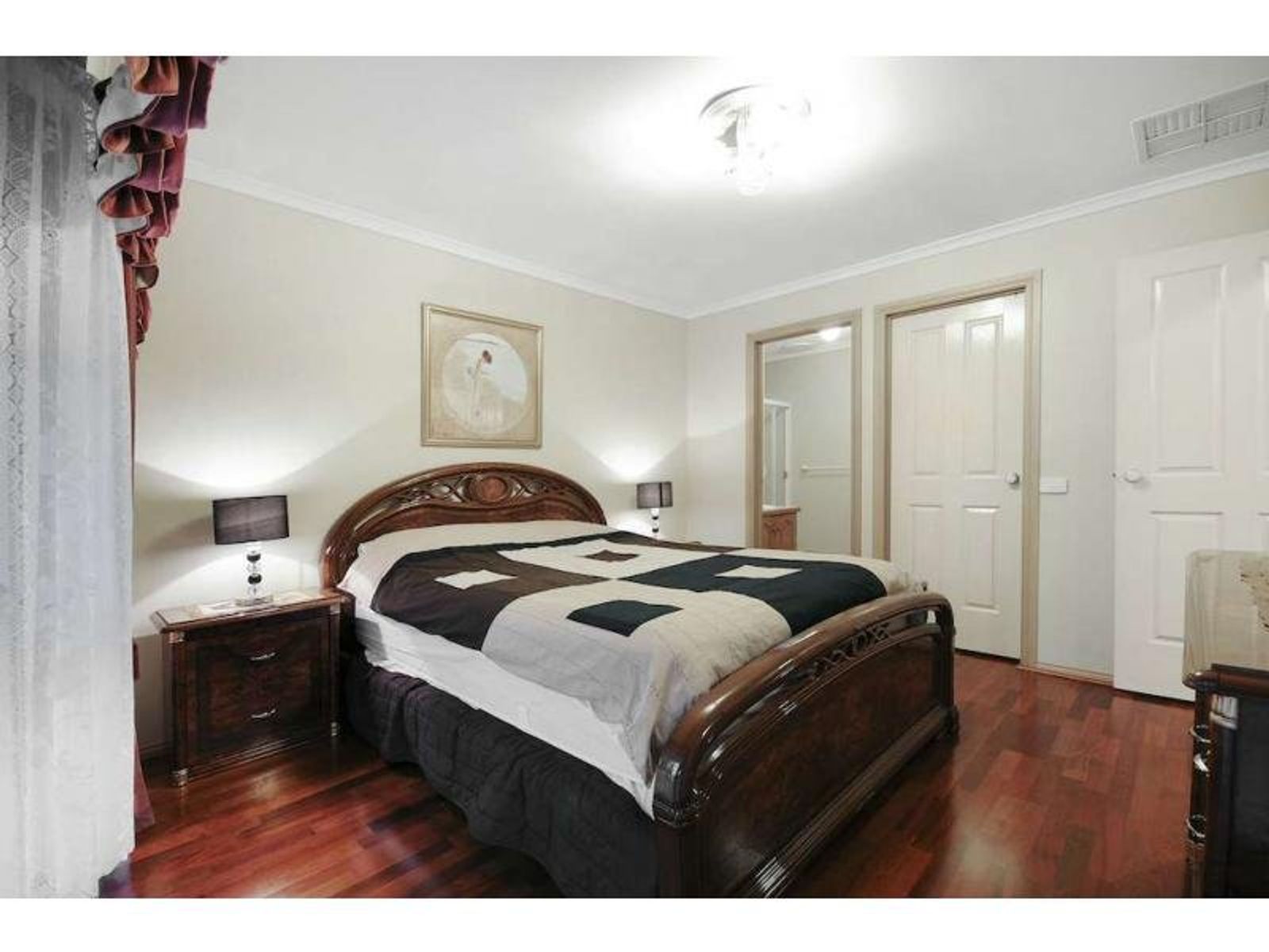 7 Hanna Drive, Endeavour Hills, VIC 3802, Endeavour Hills - Thumbnail 5