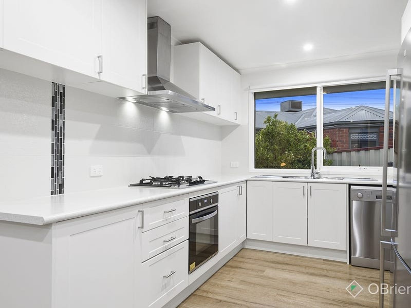 9 Rodeo Court, Endeavour Hills, VIC 3802, Endeavour Hills - Thumbnail 3