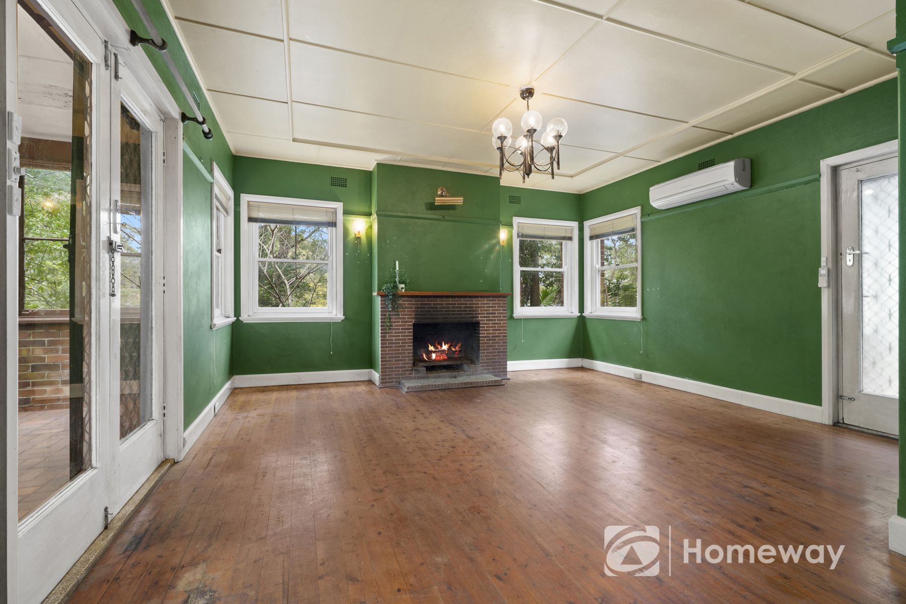 6 Raphael Drive, Hornsby Heights - Image 1