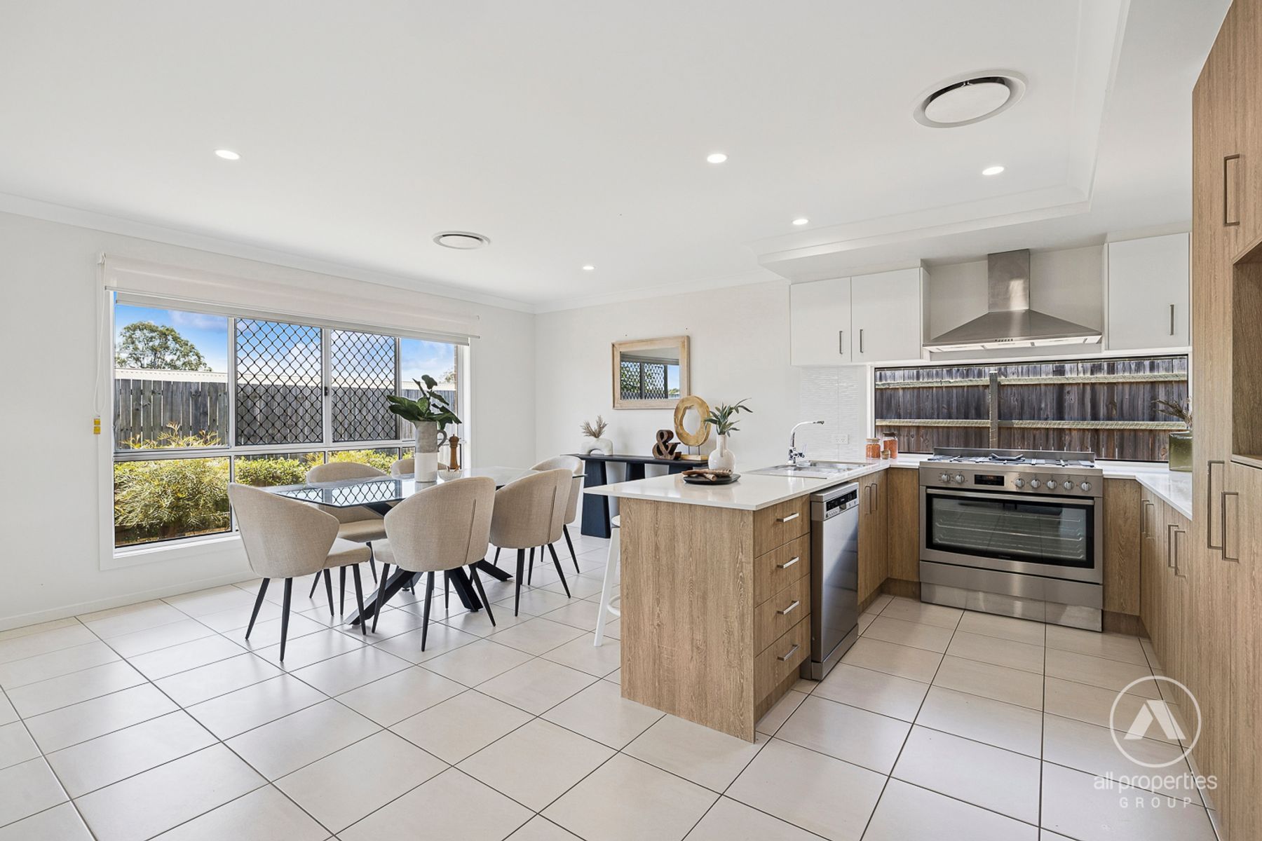 9 Glendale Crescent, Heathwood QLD 4110, Heathwood - Thumbnail 4
