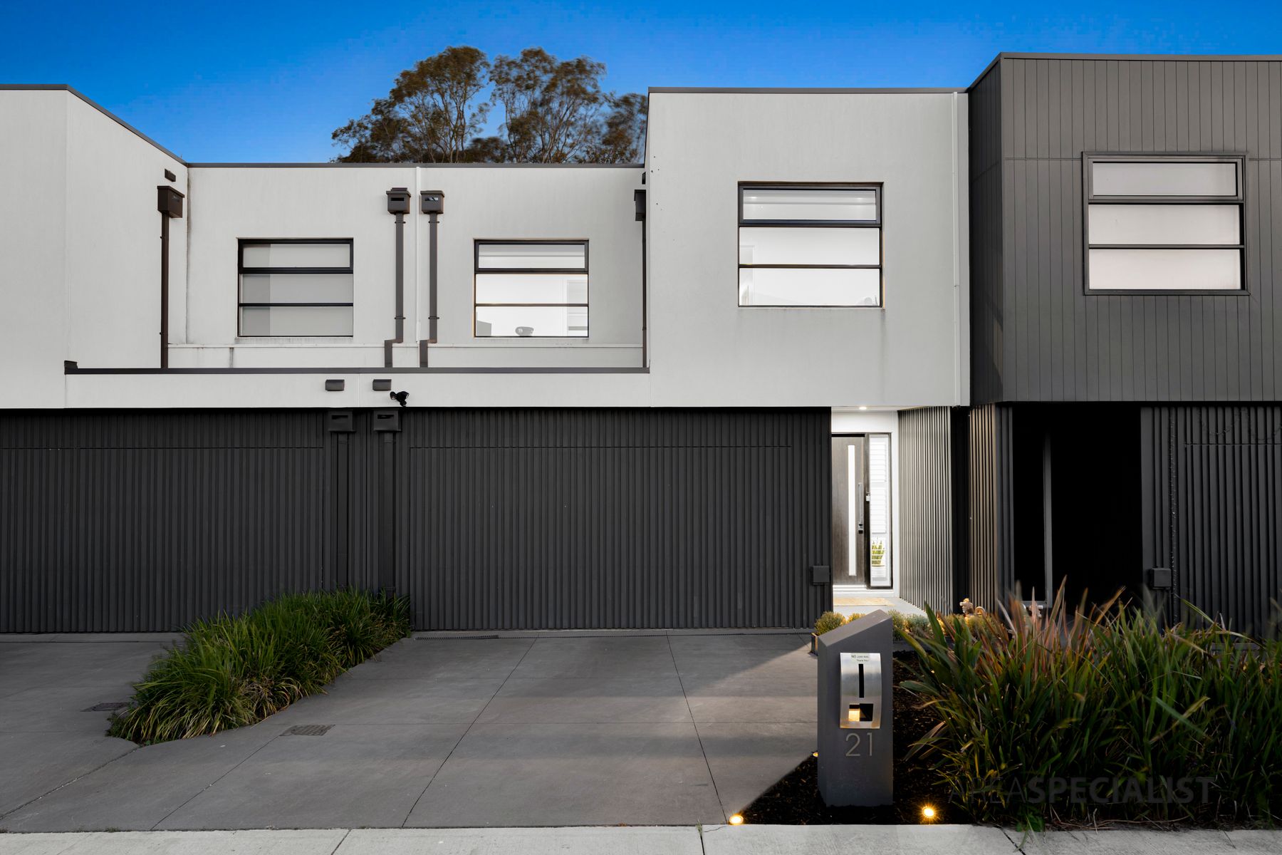 21 Savoy Grove, Cranbourne North, VIC 3977, Cranbourne North - Image 1
