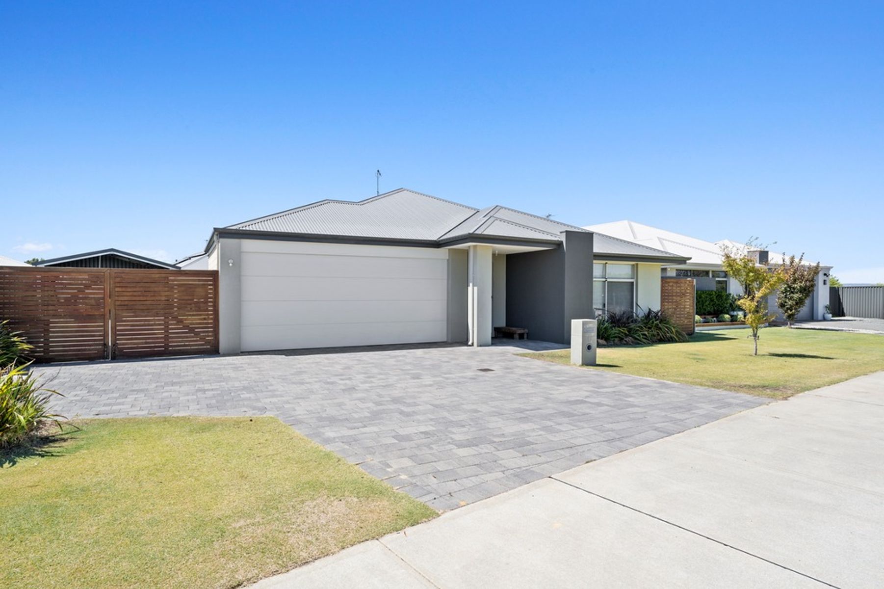 17 Amphion View, Ravenswood WA 6208