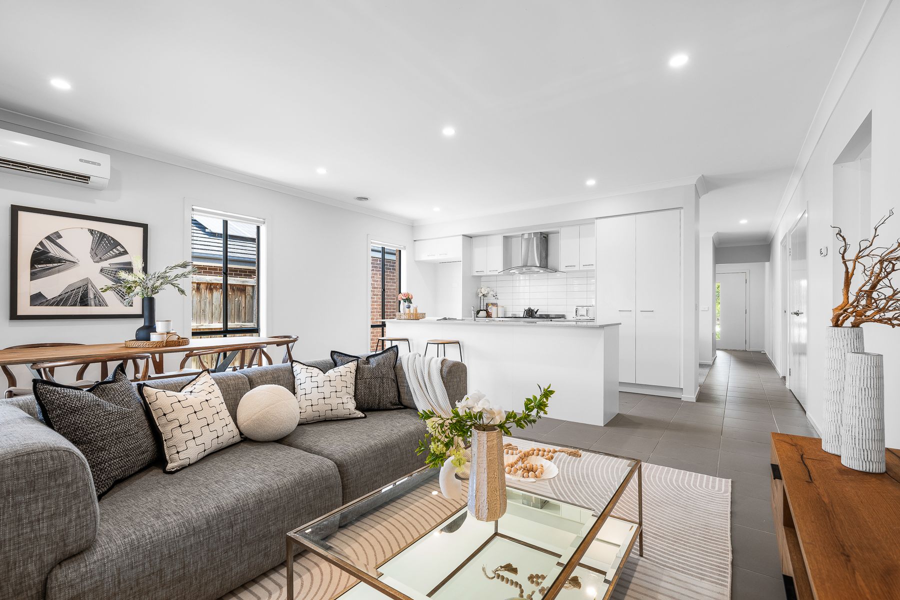 24 Papas View, Wyndham Vale, VIC 3024, Wyndham Vale - Thumbnail 2