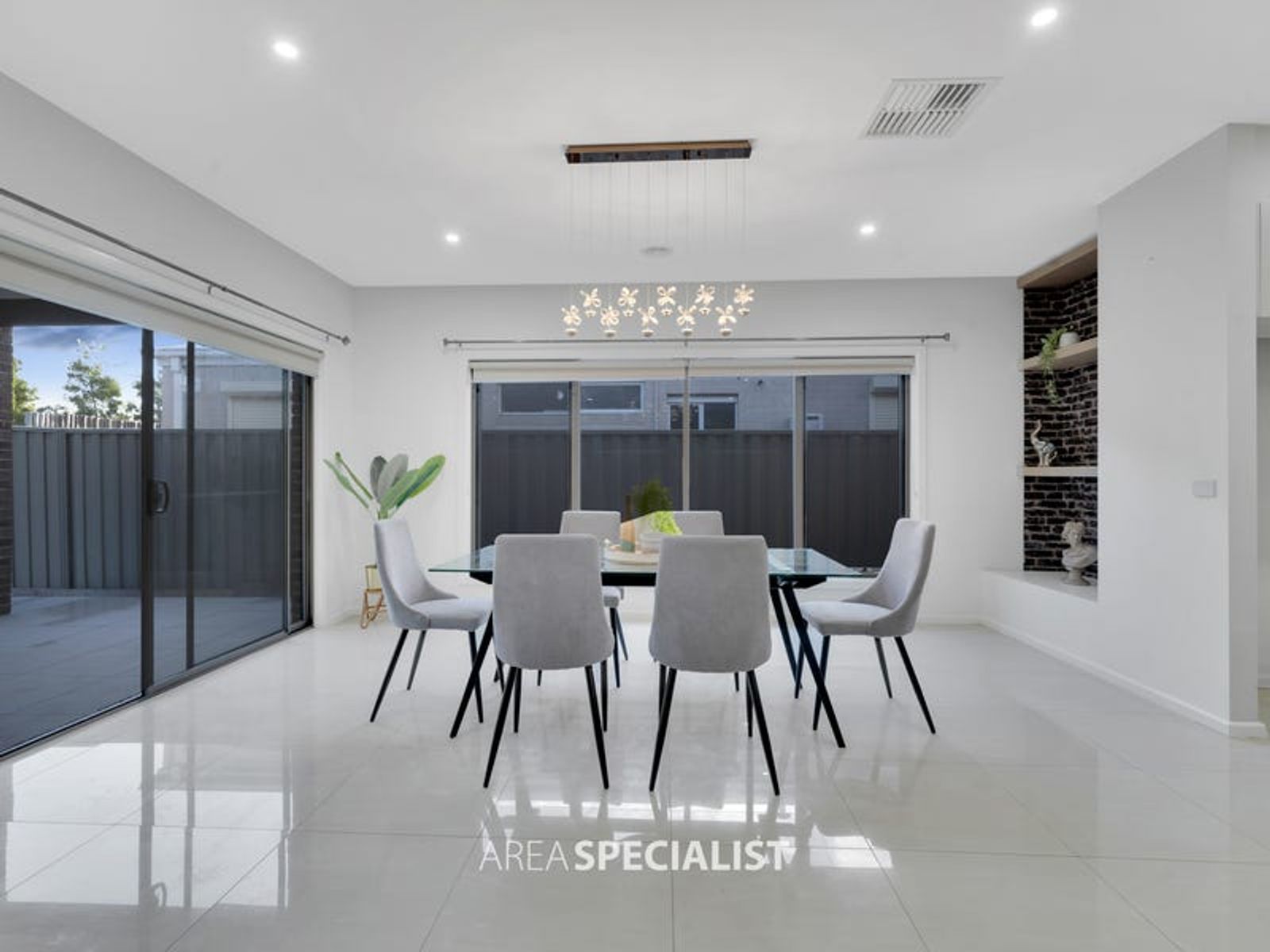 8 Stag Close, Cranbourne East, VIC 3977, Cranbourne East - Thumbnail 4
