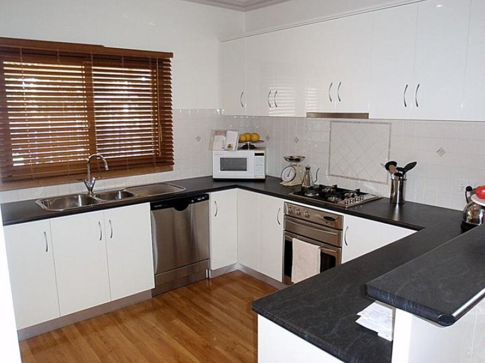 29 Bowen Crescent, Mildura - Thumbnail 2