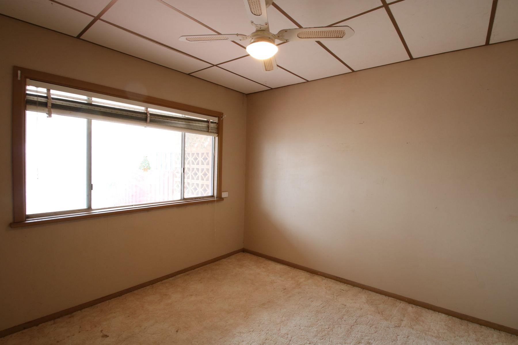35 Nicholls Street, Broken Hill NSW 2880, Broken Hill - Thumbnail 3