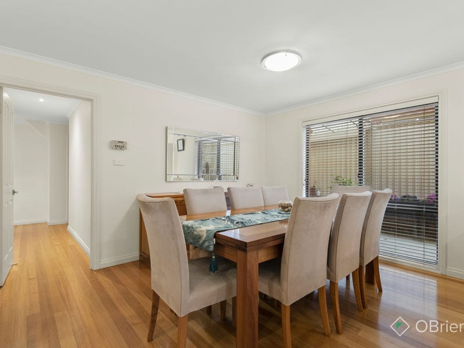 27 Hanna Drive, Endeavour Hills, VIC 3802, Endeavour Hills - Thumbnail 6