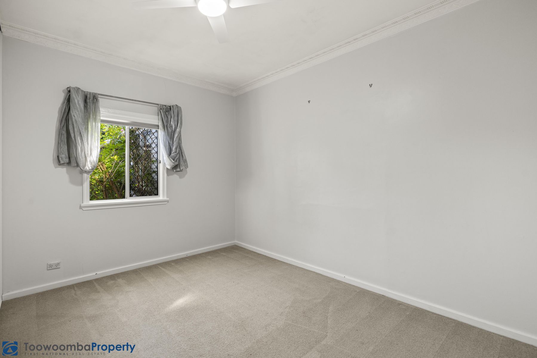 34 Llewellyn Street, Centenary Heights QLD 4350, Centenary Heights - Thumbnail 5
