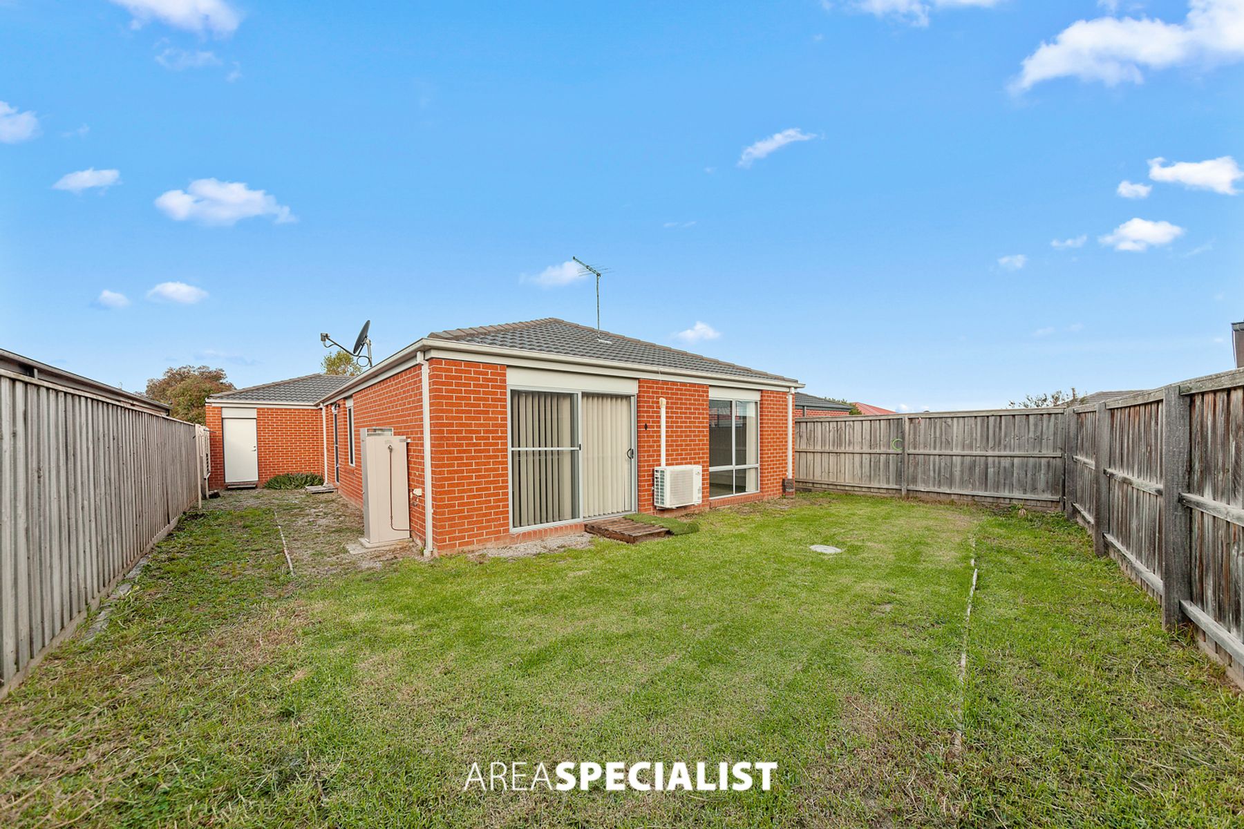 95 Henry Road, Pakenham, VIC 3810, Pakenham - Thumbnail 8