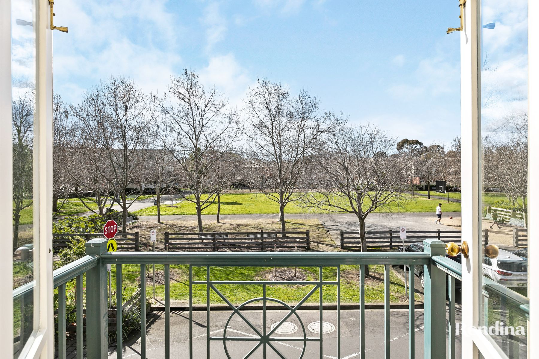 101 The Crescent, Kensington - Thumbnail 8