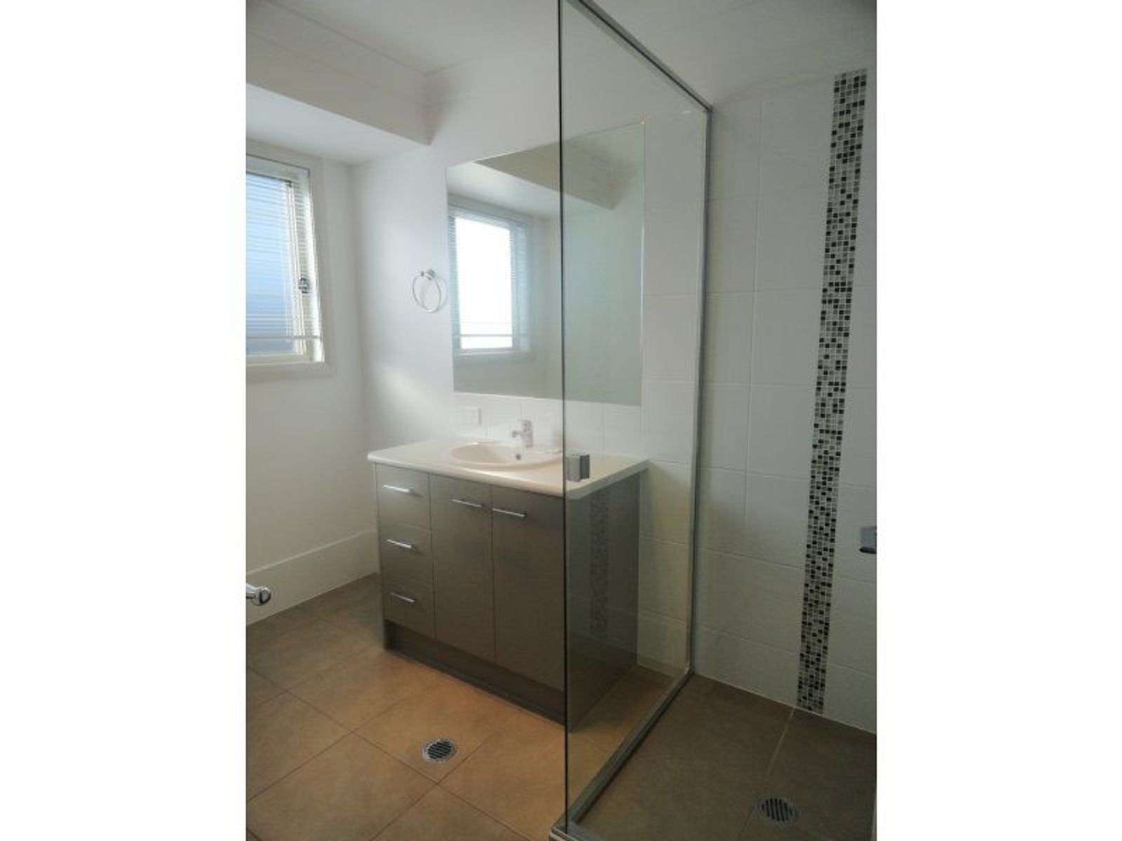 7/104-106 Windmill Road, Chinchilla QLD 4413, Chinchilla - Thumbnail 7