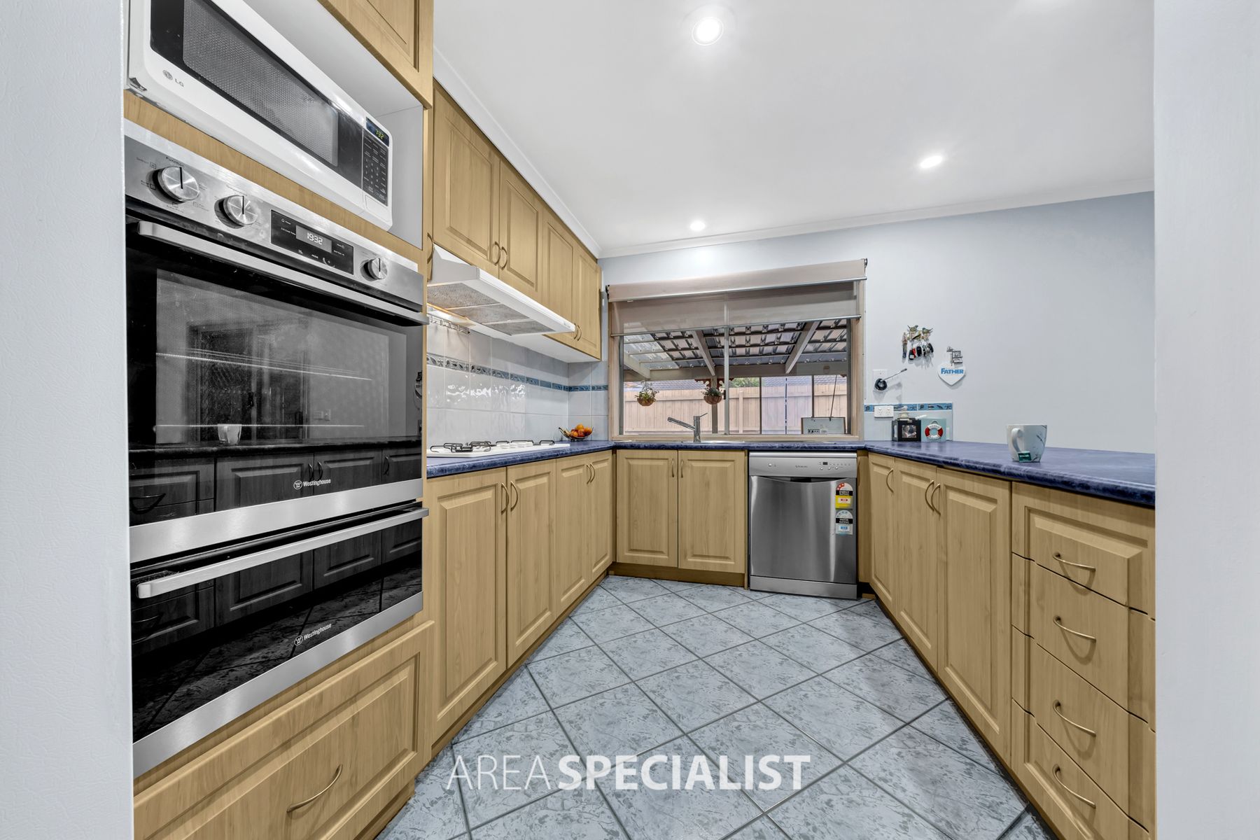 14 Lowther Court, Cranbourne North, VIC 3977, Cranbourne North - Thumbnail 6