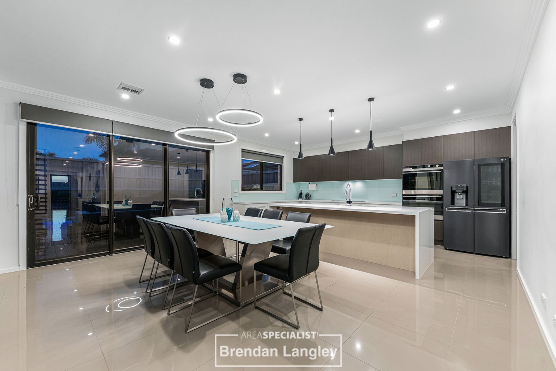 104 Grandvue Boulevard, Pakenham, VIC 3810, Pakenham - Thumbnail 6