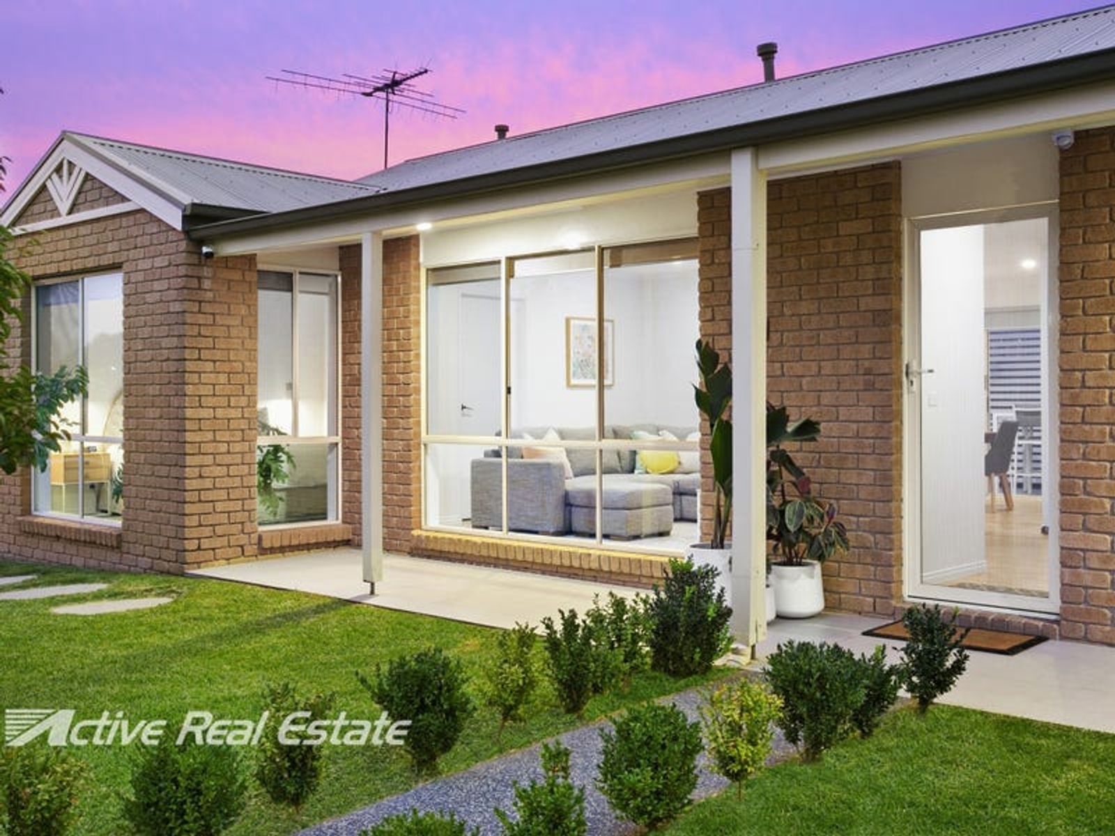 18 Settlers Way, Mount Martha, VIC 3934, Mount Martha - Thumbnail 2