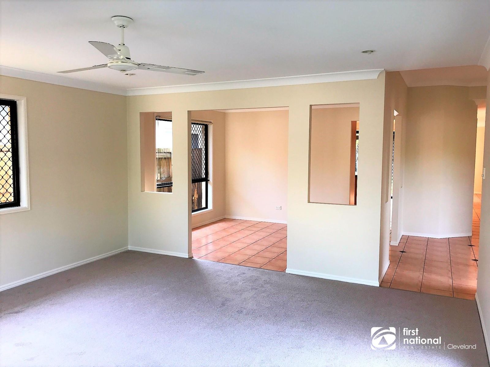 8 Cliff Close, Wakerley QLD 4154, Wakerley - Thumbnail 2