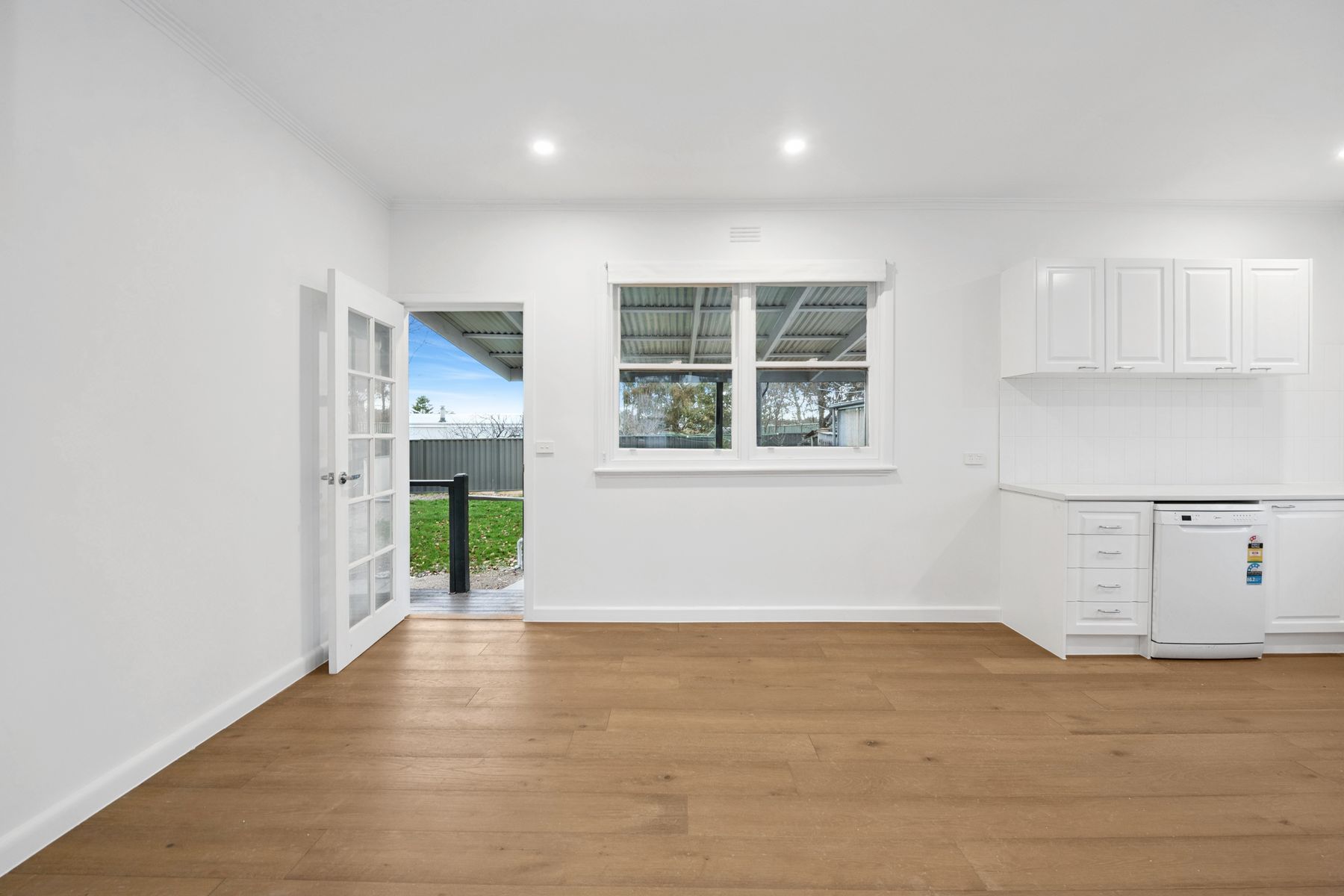 1 Thomas Street, Kangaroo Flat VIC 3555, Kangaroo Flat Vic 3555 - Thumbnail 4