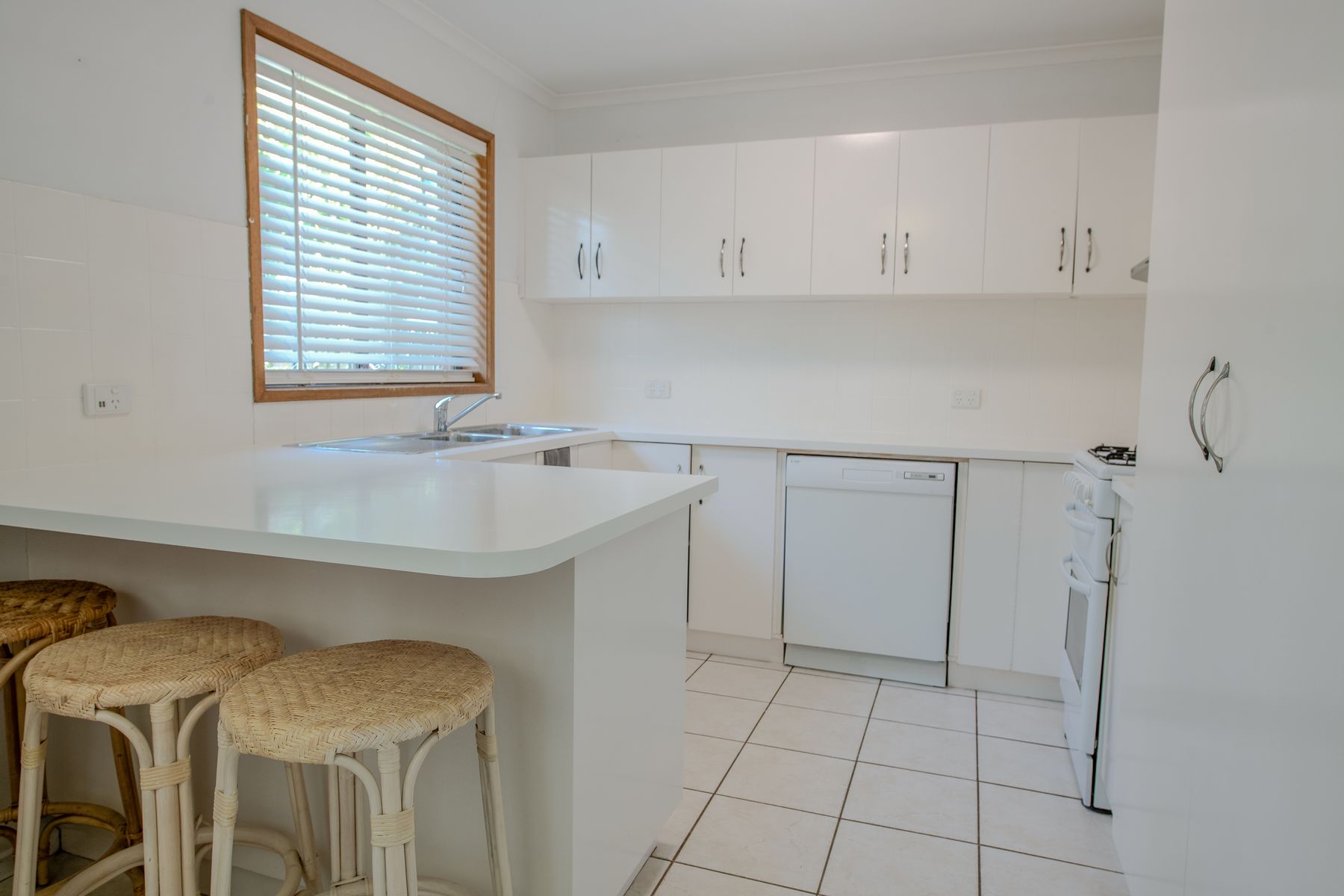 9 Eucalypt Court, Thurgoona, NSW 2640, Thurgoona - Thumbnail 2