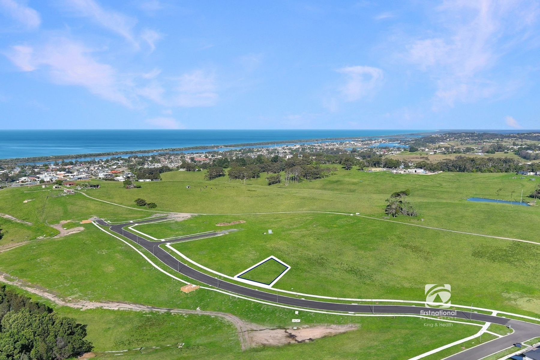 22 Lady Harriet Drive, Lakes Entrance VIC 3909, Lakes Entrance - Thumbnail 3