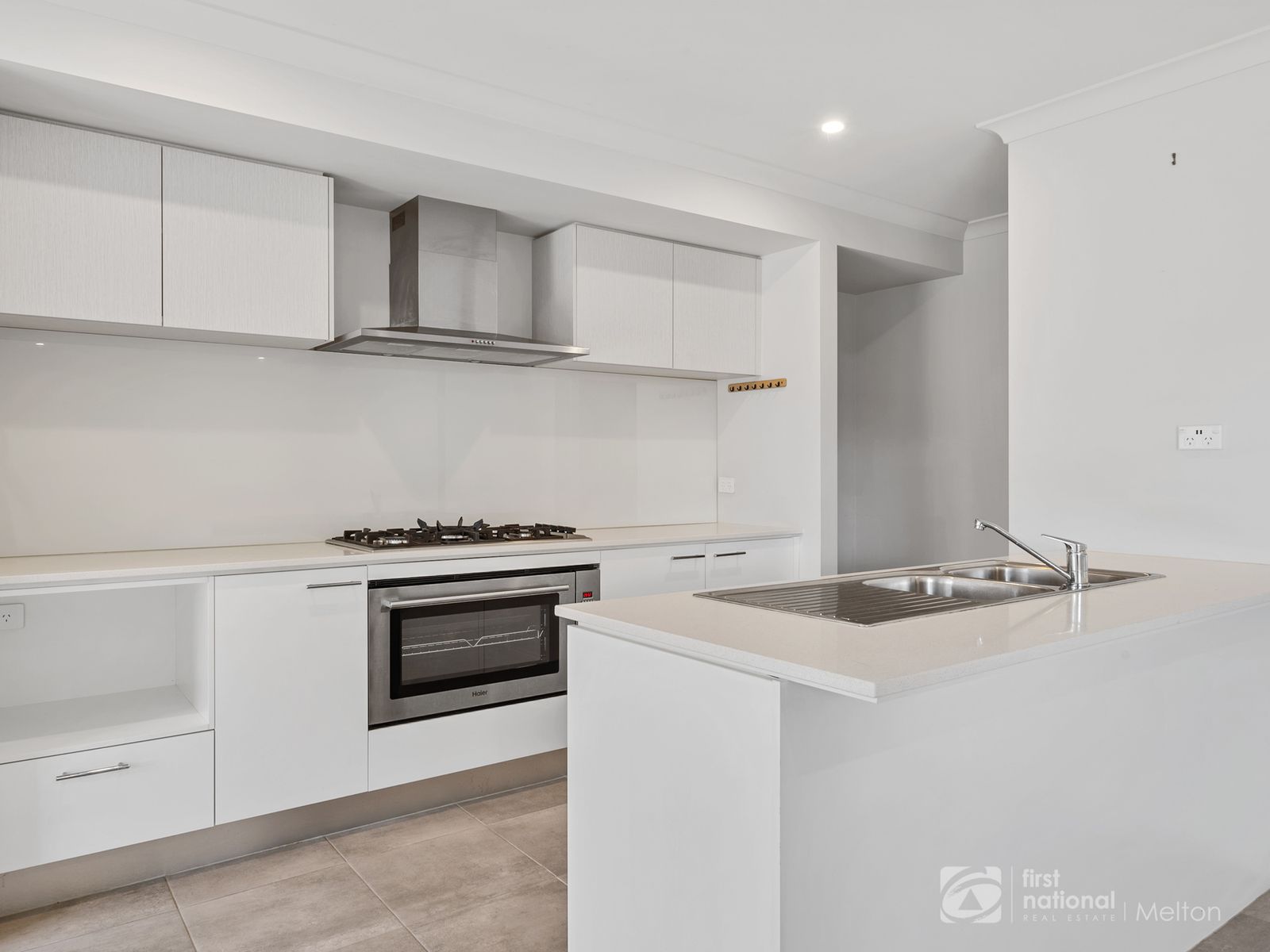 84 Norwood Avenue, Melton South VIC 3338, Melton South - Thumbnail 2