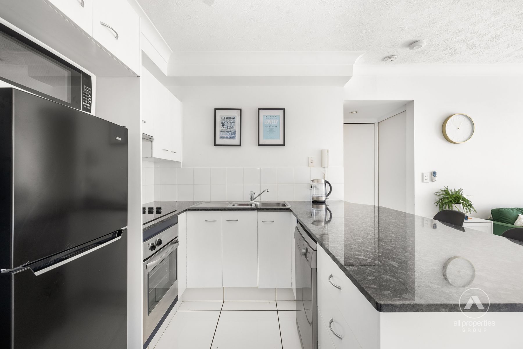 7/130 Marine Parade, Southport QLD 4215, Southport - Thumbnail 5