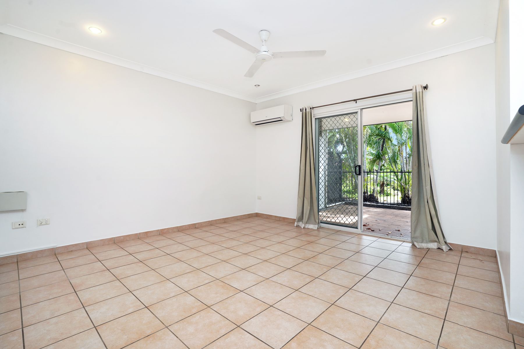 12/34 Sovereign Circuit, Coconut Grove NT 0810, Coconut Grove - Thumbnail 3