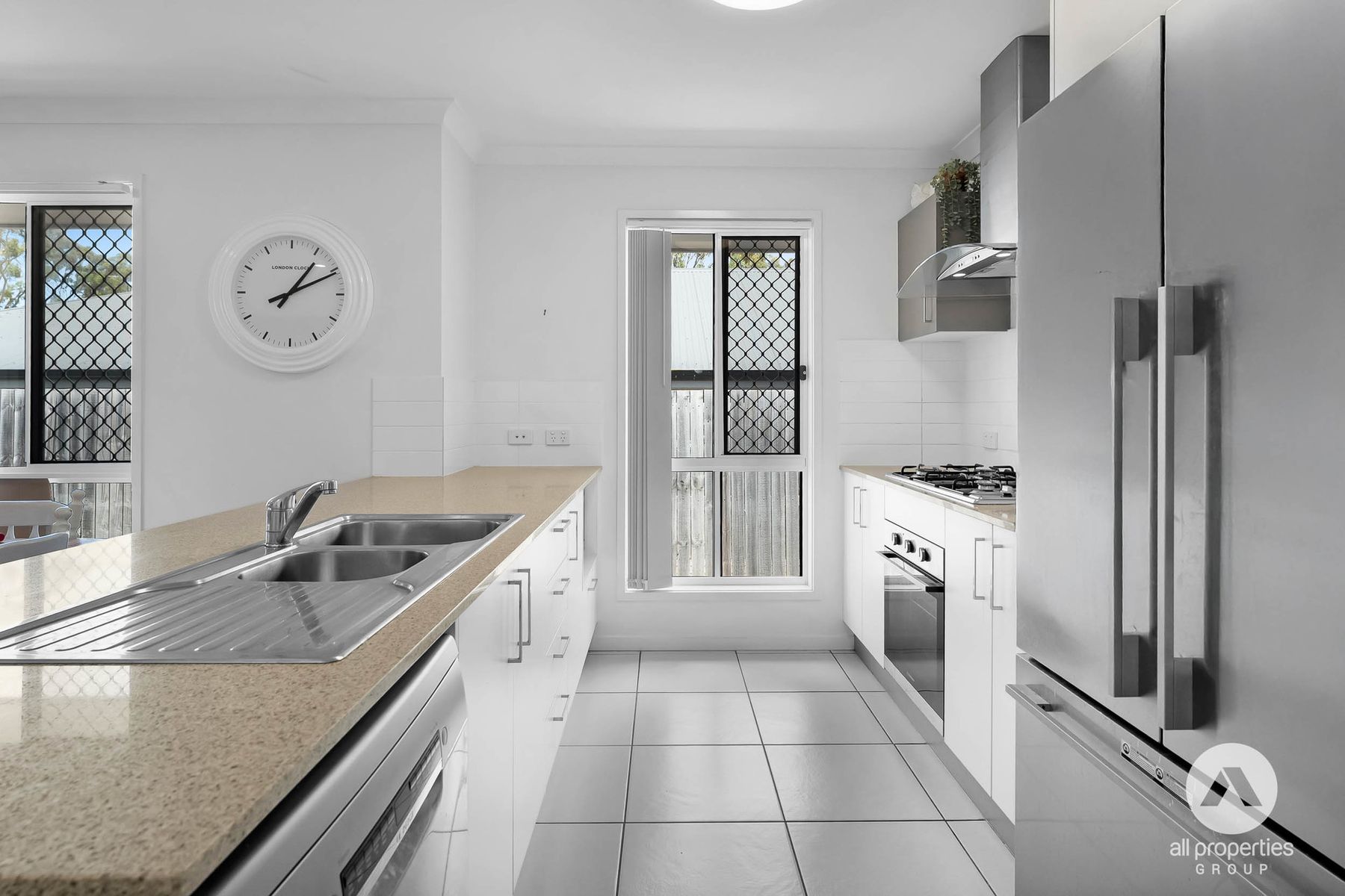 28 Python Street, Dakabin QLD 4503, Dakabin - Thumbnail 2