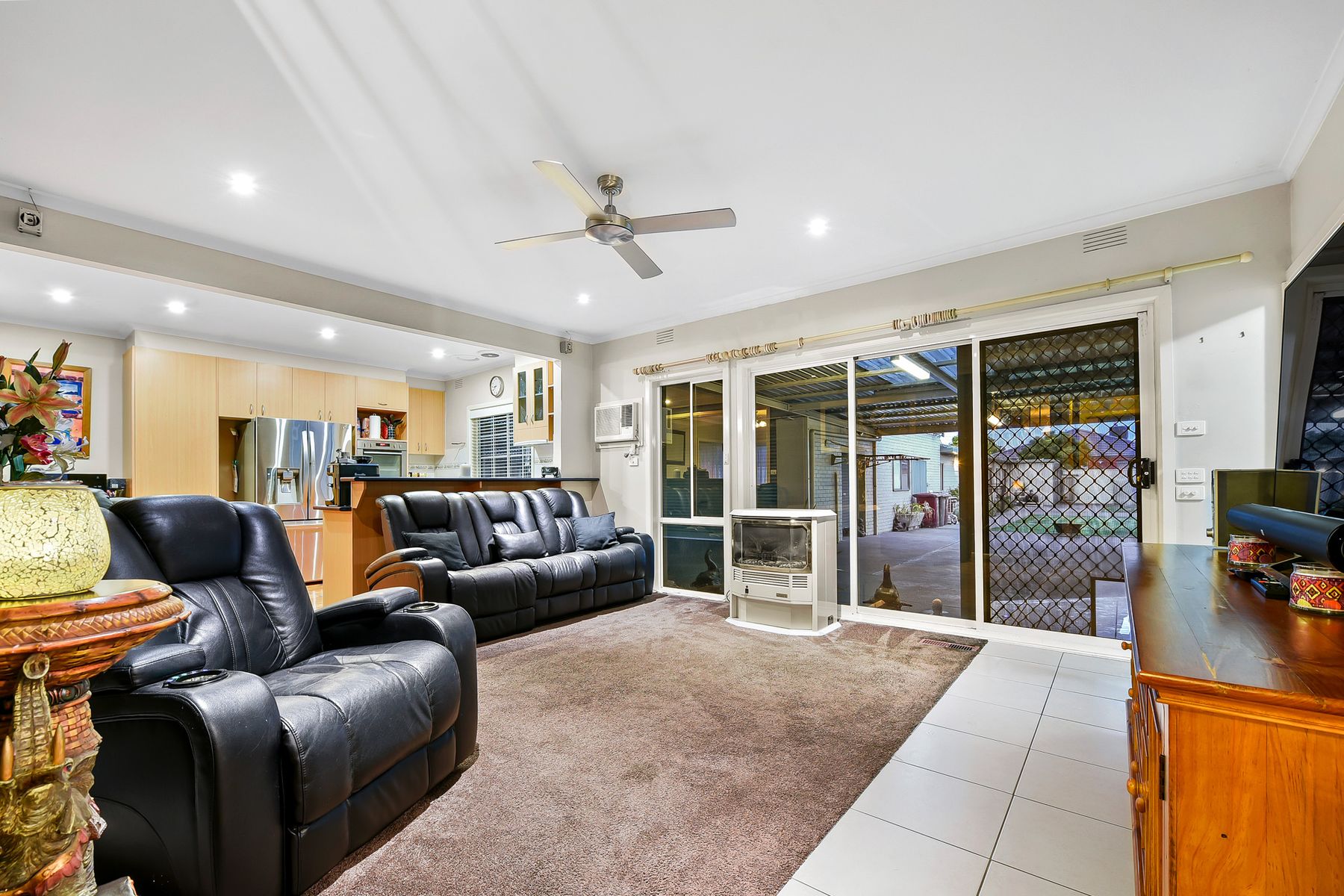 17 Theodore Avenue, Noble Park, VIC 3174, Noble Park - Thumbnail 6