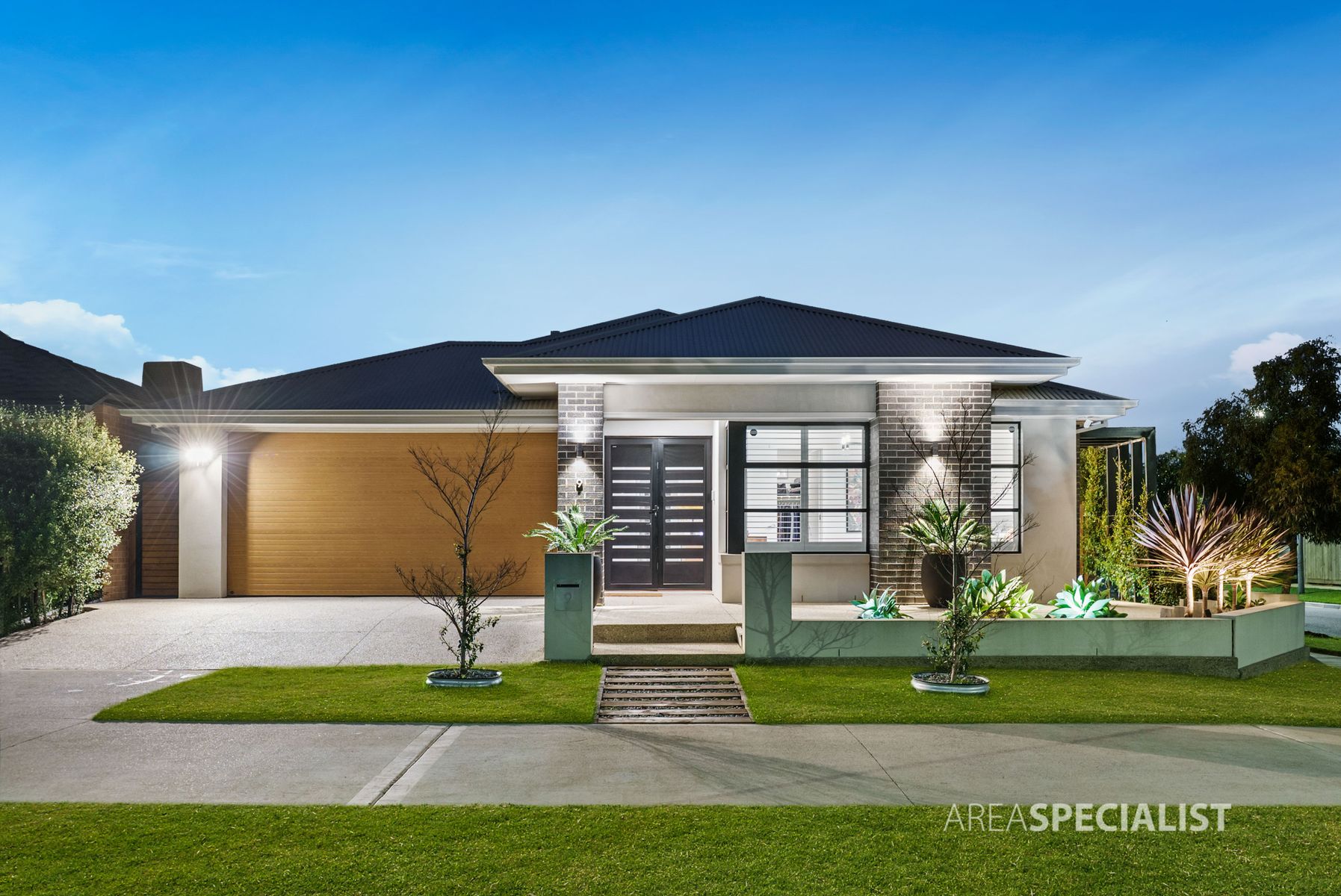 9 Tundra Esplanade, Werribee VIC 3030, Werribee - Thumbnail 2
