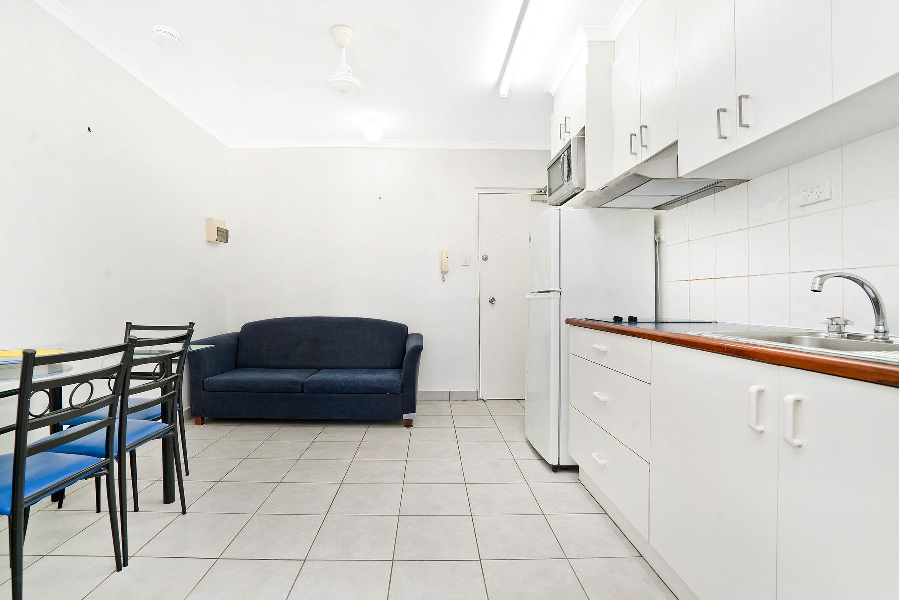 123/21 Cavenagh Street, Darwin City NT 0800, Darwin City - Thumbnail 3