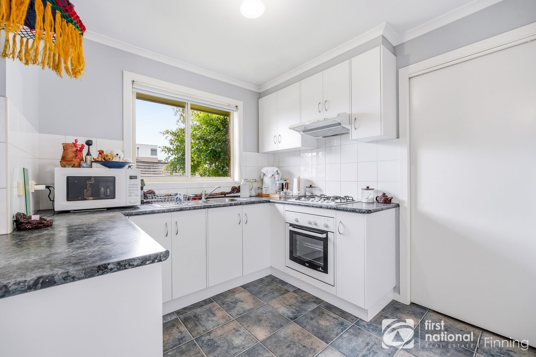 2/4-6 William Street, Cranbourne VIC 3977, Cranbourne - Thumbnail 3