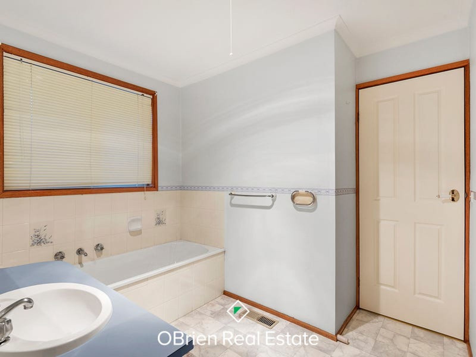 4 Clydebank Avenue, Endeavour Hills, VIC 3802, Endeavour Hills - Thumbnail 6