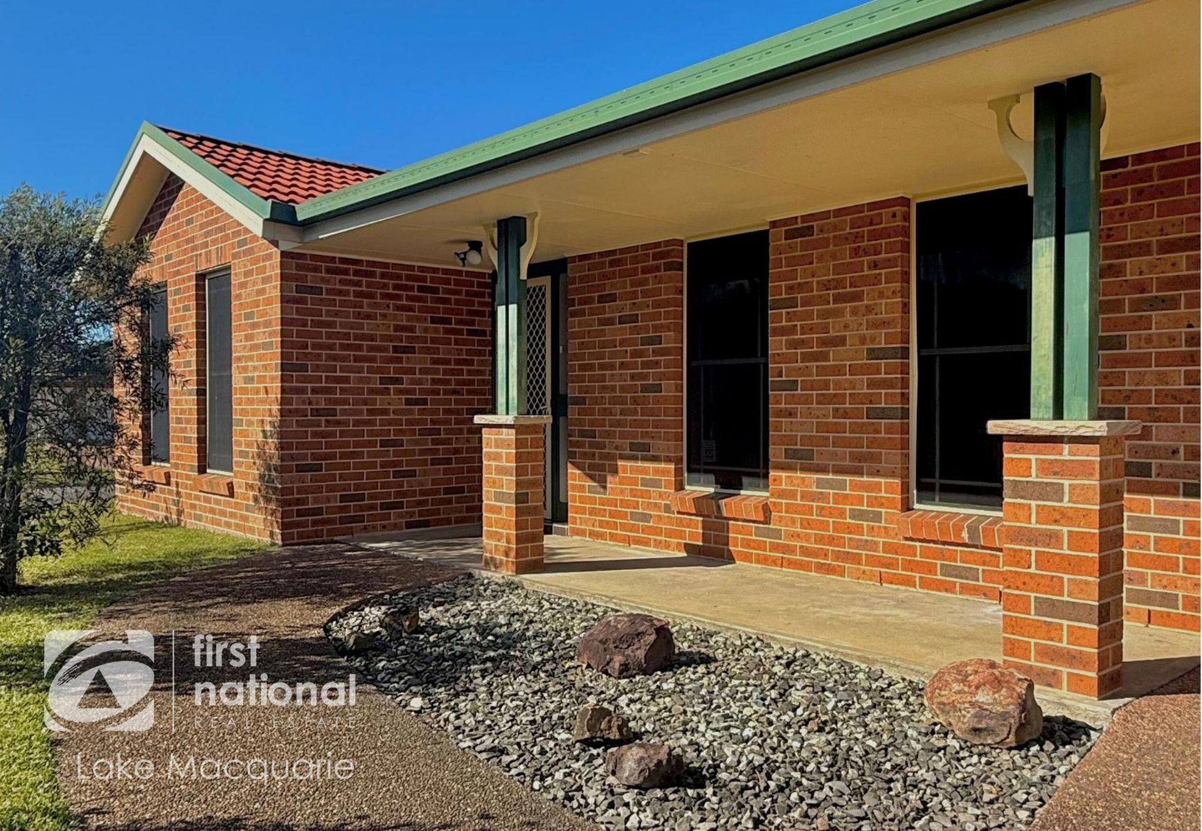 25 Bracken Close, Cameron Park NSW 2285, Cameron Park - Thumbnail 2
