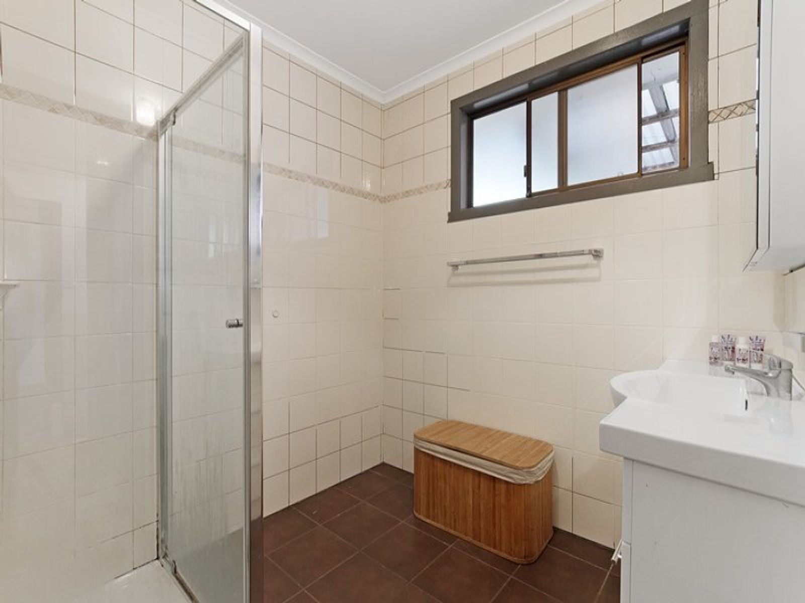 19 Burrows Avenue, Dandenong, VIC 3175, Dandenong - Thumbnail 6