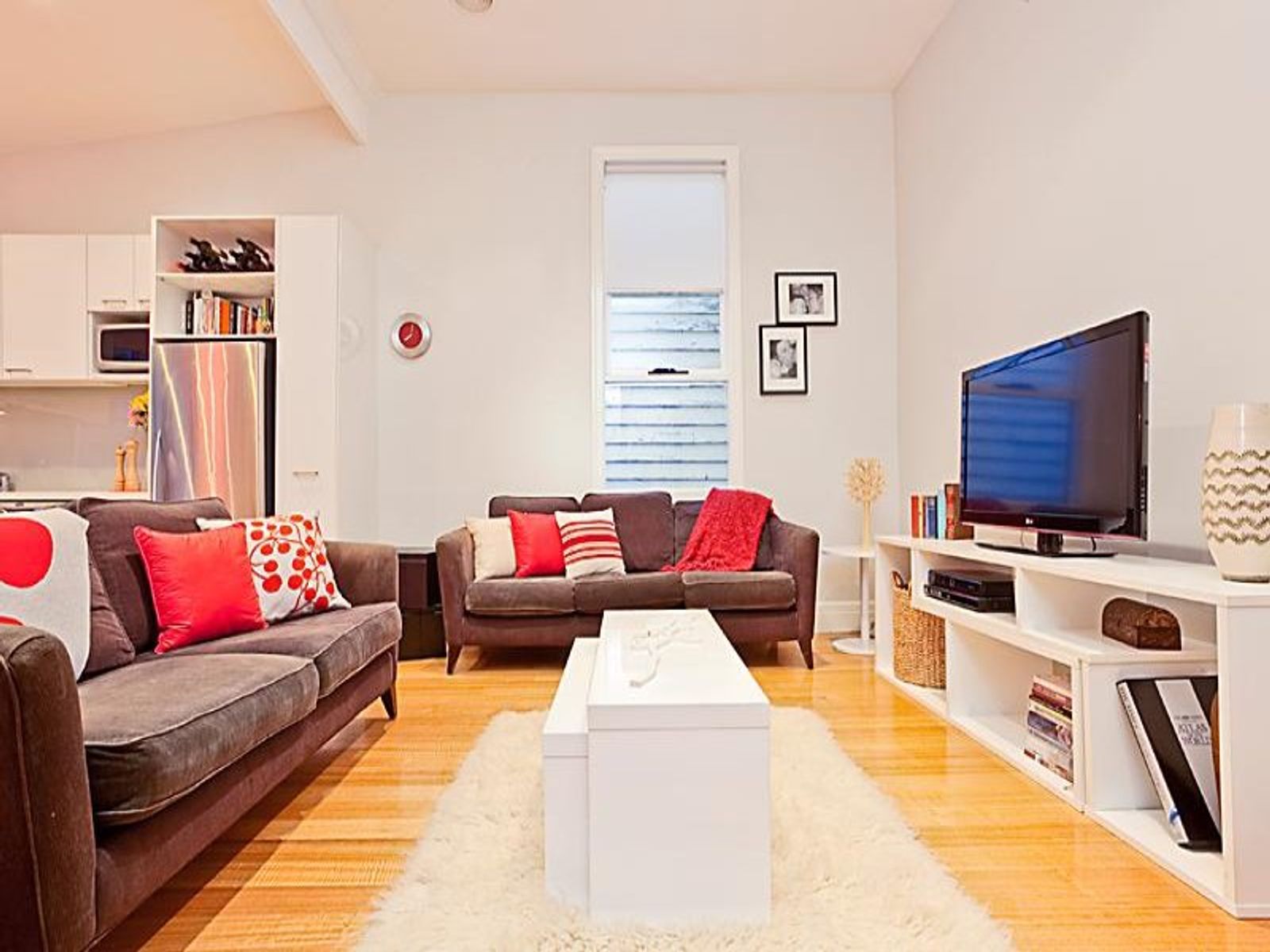 33 Henry Street, Kensington - Thumbnail 2