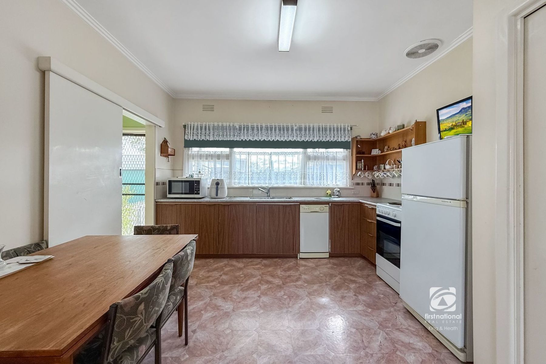 30 Moroney Street, Bairnsdale VIC 3875, Bairnsdale - Thumbnail 4