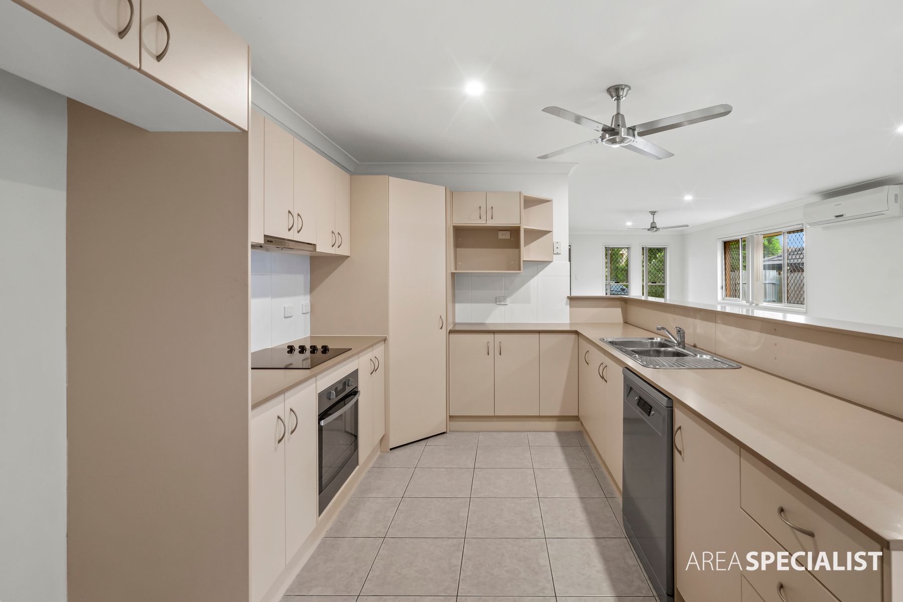 1/15 Jasmine Circuit, Ormeau, QLD 4208, Ormeau - Thumbnail 5