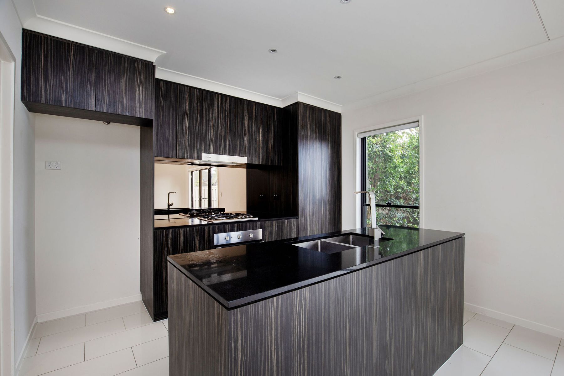 66/1 Norris Street, Pacific Pines, QLD 4211, Pacific Pines - Thumbnail 4