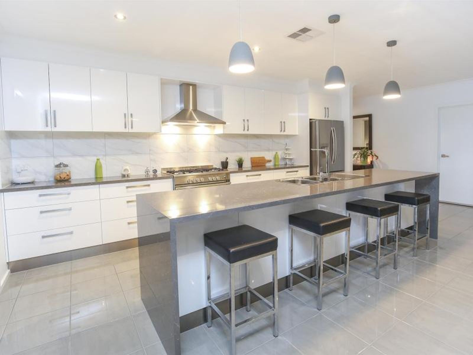 8 Lakeview Court, Mildura - Thumbnail 5