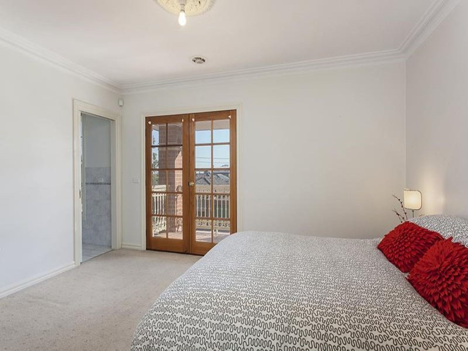 84A Thompson Street, Avondale Heights - Thumbnail 8